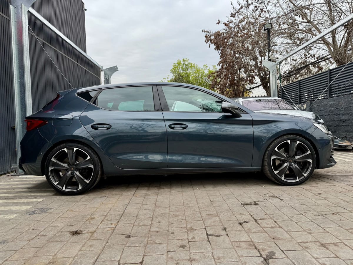 2024 Cupra Leon VZ - Miniatura 4
