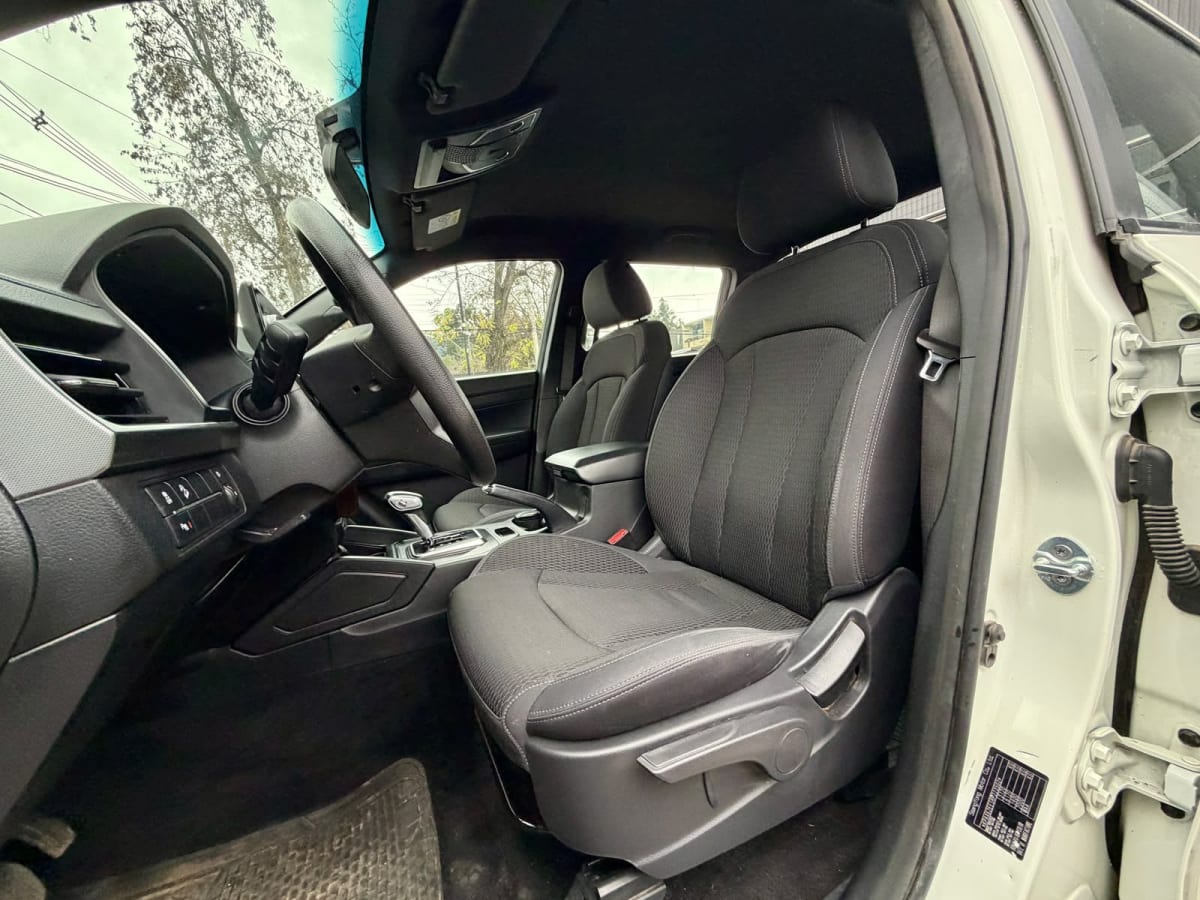 2024 SsangYong Yong Grand - Miniatura 9