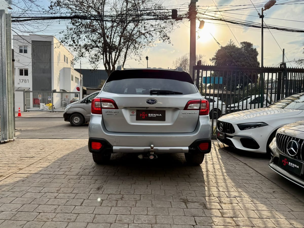 2017 Subaru Outback Limited - Miniatura 6