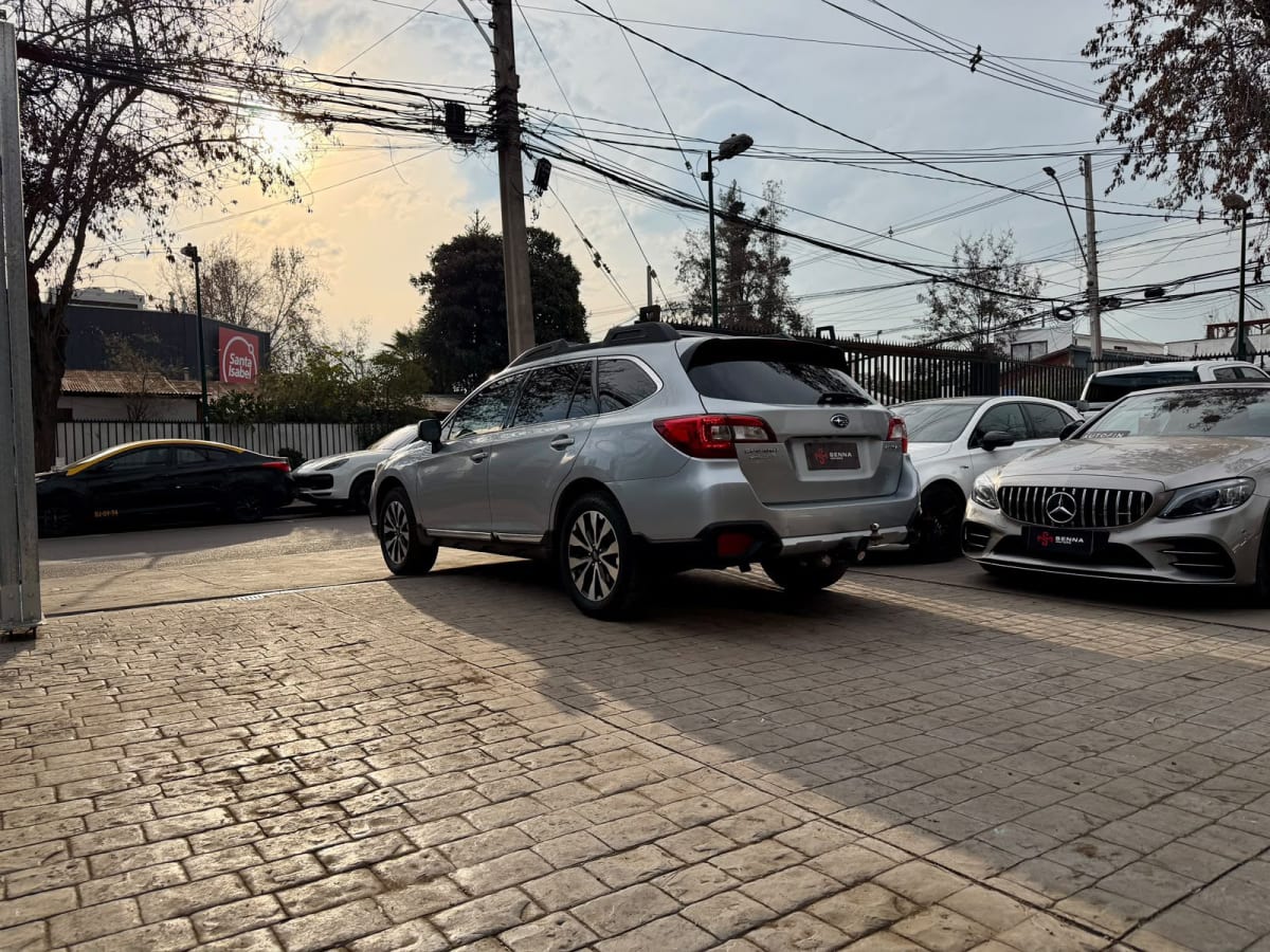 2017 Subaru Outback Limited - Miniatura 7