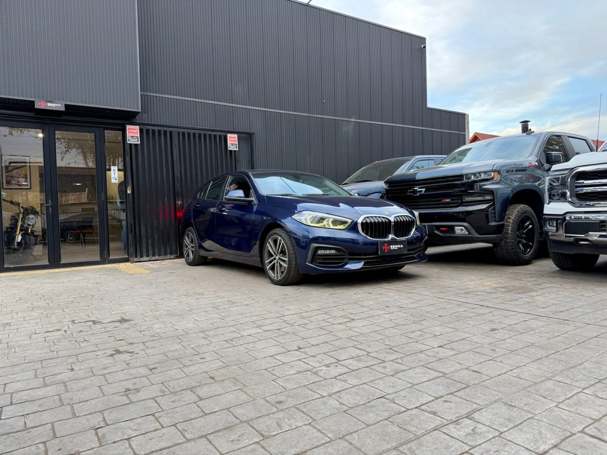 2020 BMW 118i Diesel - Miniatura 3