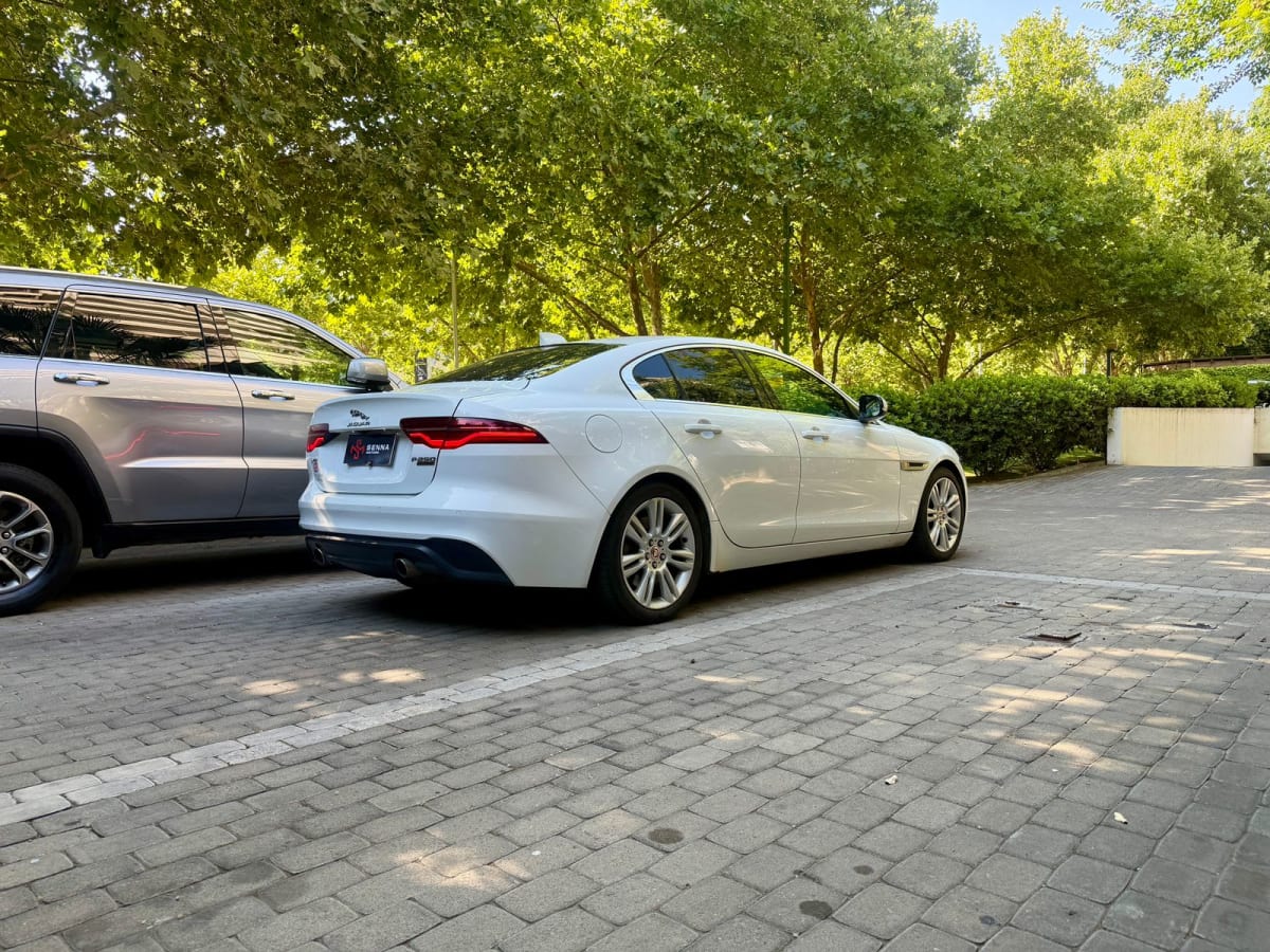 2020 Jaguar Xe P250 - Miniatura 5