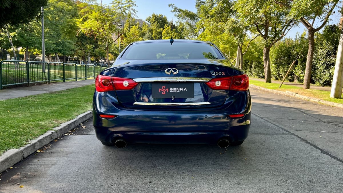 2017 Infiniti Q50 - Miniatura 6