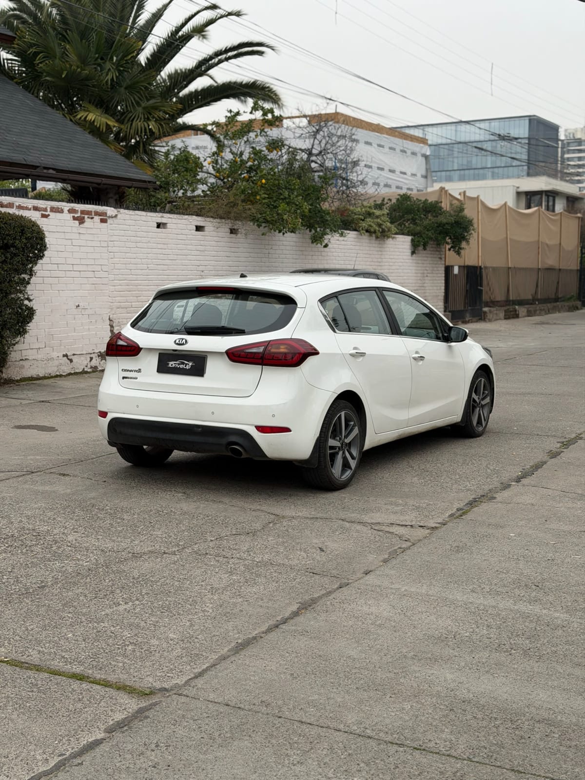 2017 KIA Cerato - Miniatura 5