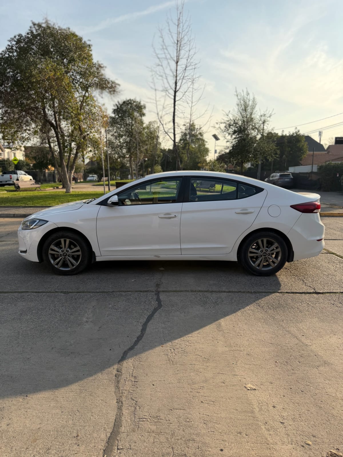 2017 Hyundai Elantra GLS Blanco - Miniatura 2