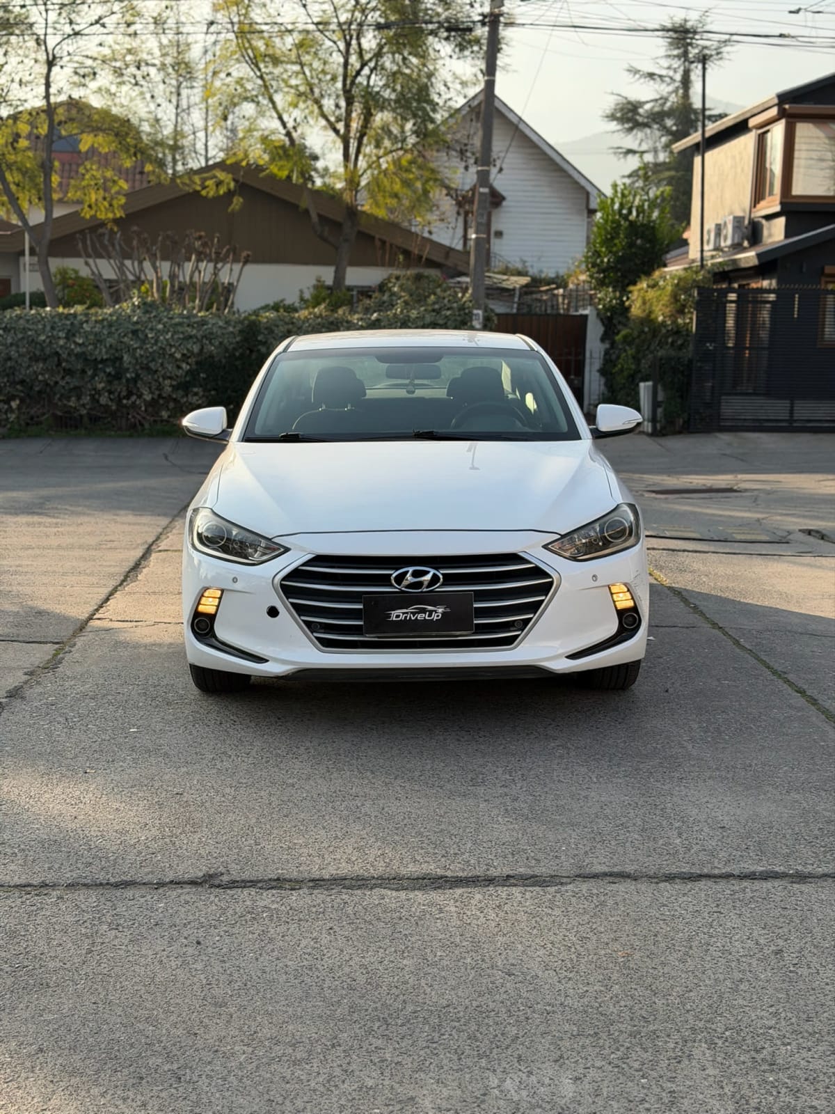 2017 Hyundai Elantra GLS Blanco - Miniatura 8