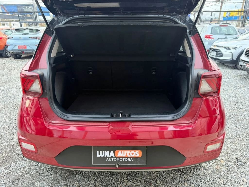 2022 Hyundai Venue QX - Miniatura 4