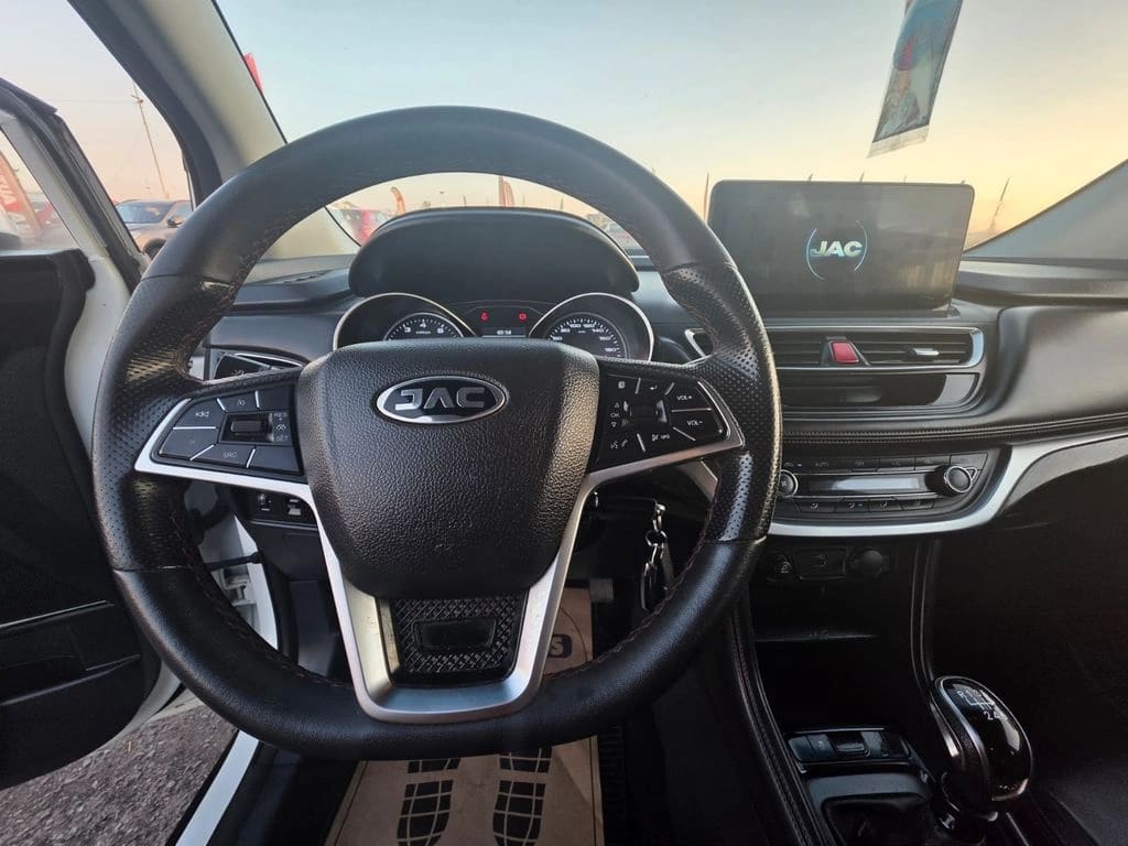 2022 JAC Js3 LUXURY - Miniatura 9