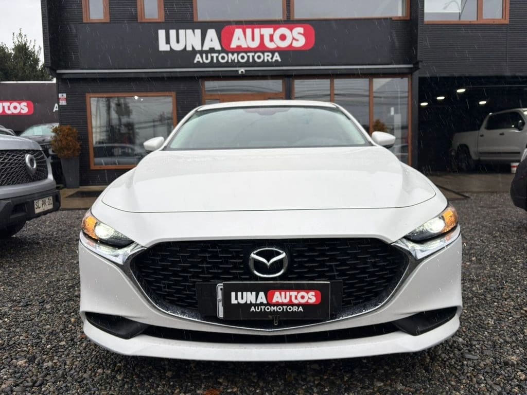 2021 Mazda 3 Sedan SKIACTIVE - Miniatura 2