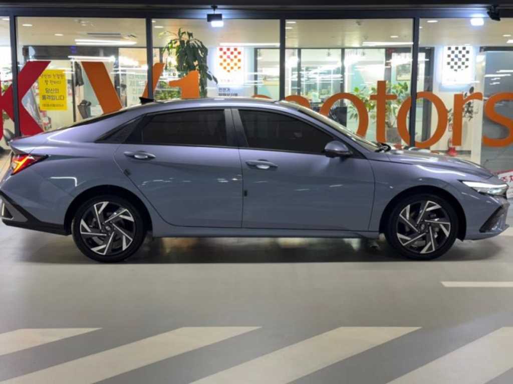 2026 HYUNDAI Avante Ref 415957 HYUNDAI Blue - Miniatura 3