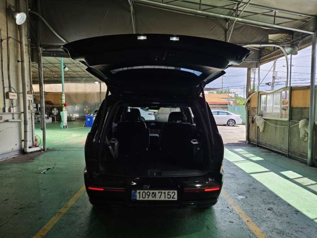 2026 Hyundai Santa Fe Hybrid Negro - Miniatura 3