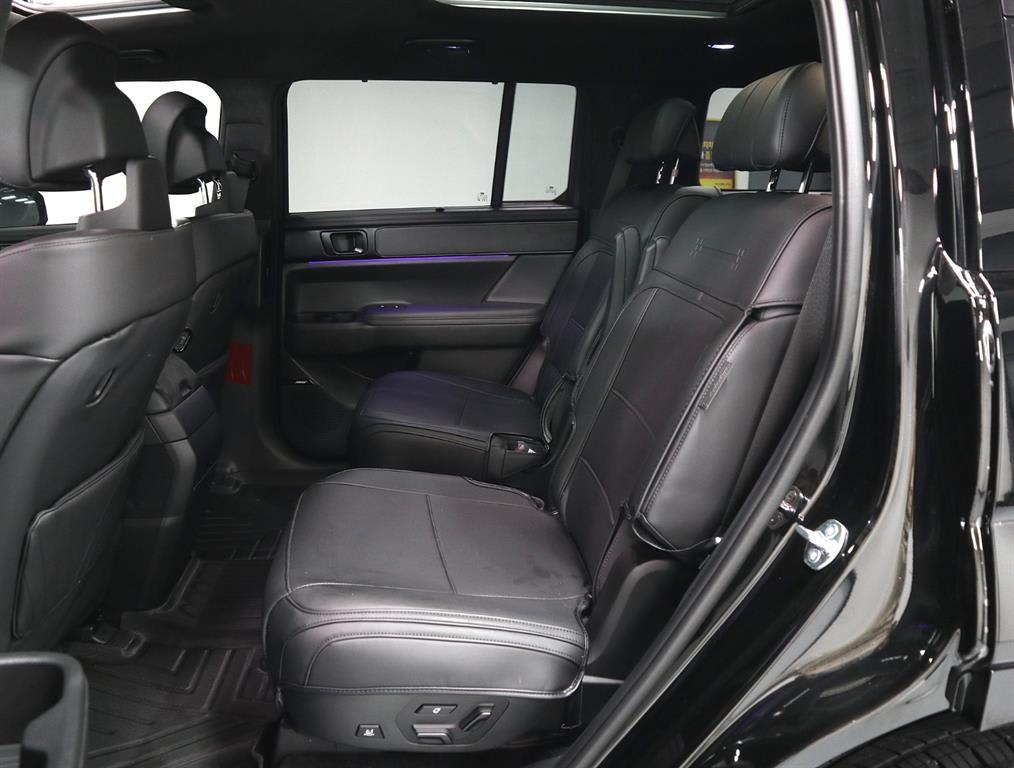 2026 Hyundai Santa Fe Hybrid Negro - Miniatura 10