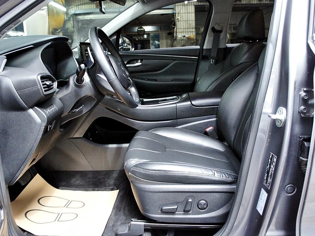2022 Hyundai Santa Fe Hybrid Gris - Miniatura 5