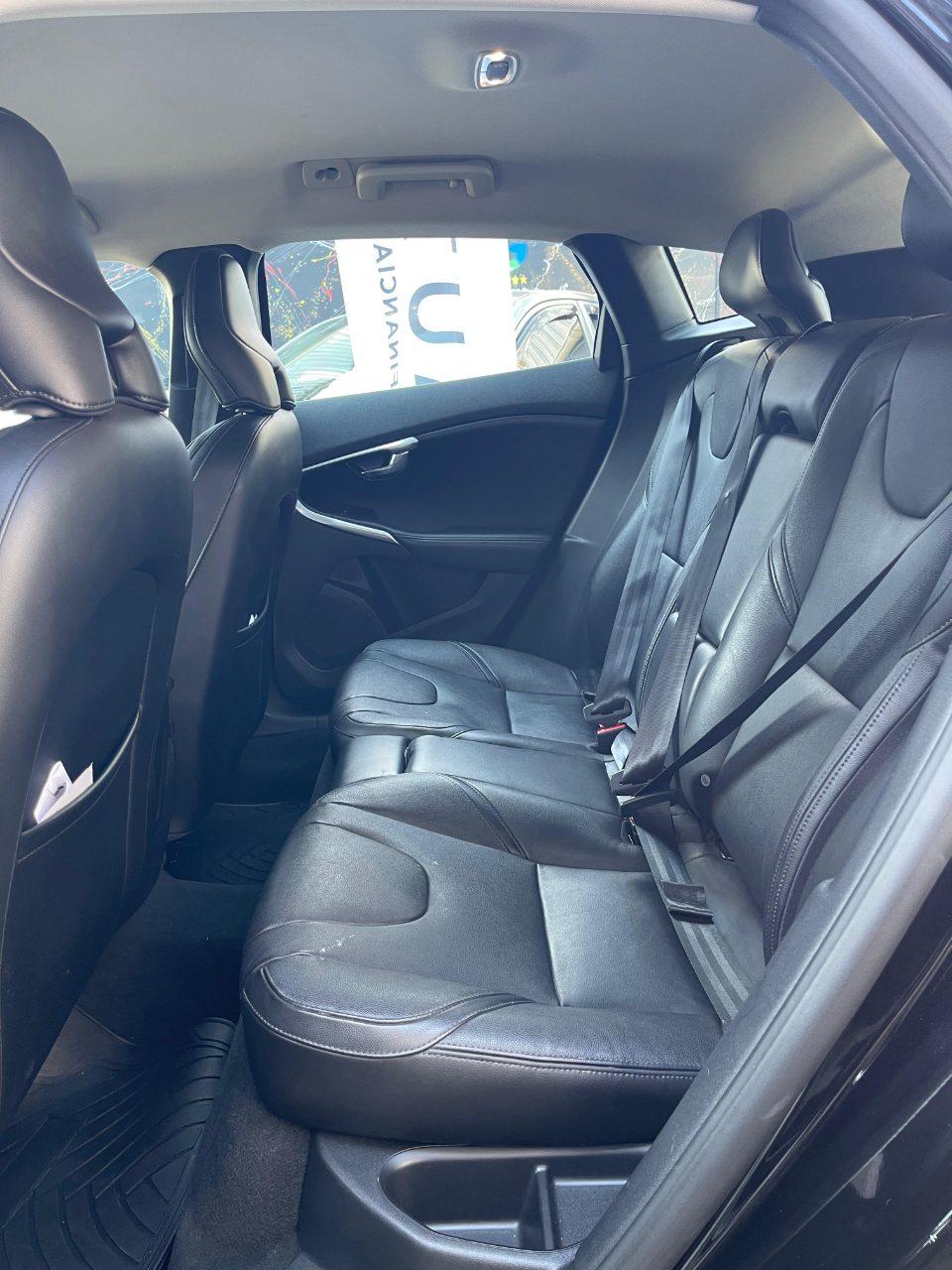 2020 VOLVO V40 T4 HB 2.0 - Miniatura 5