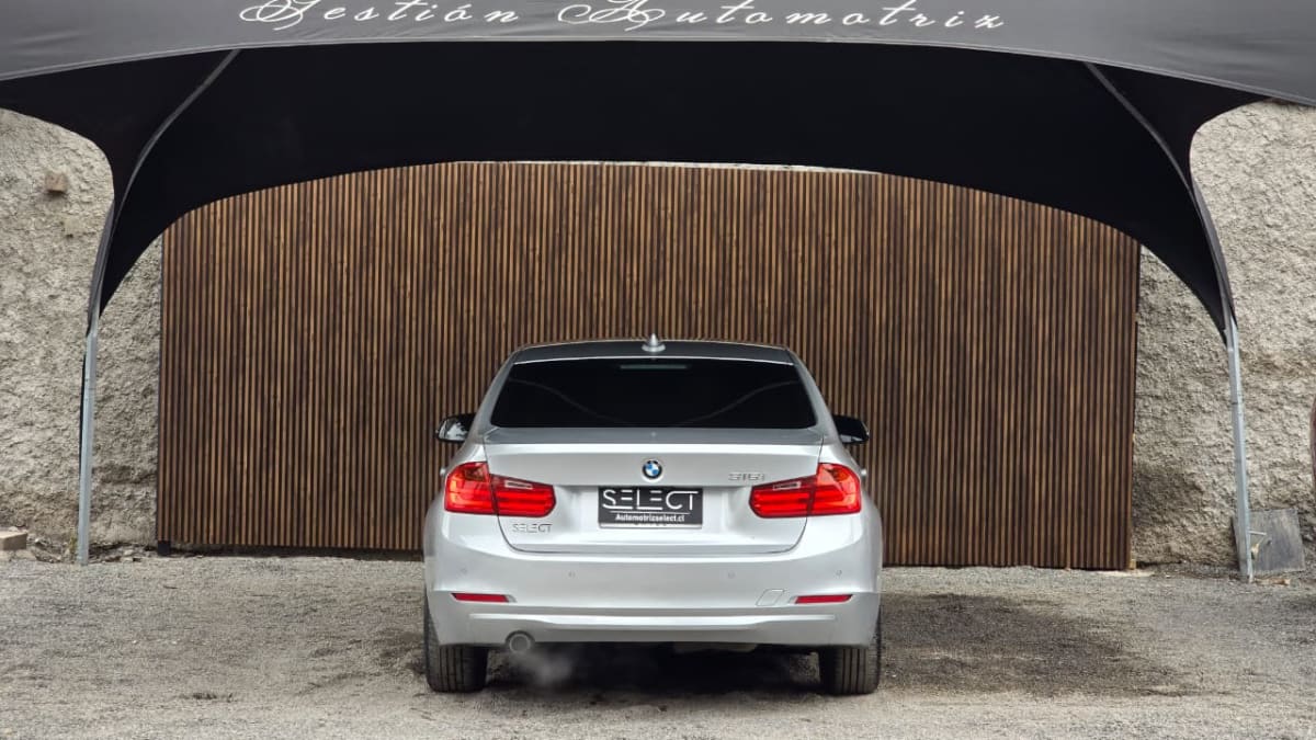 2013 BMW 316i 1.6 - Miniatura 10