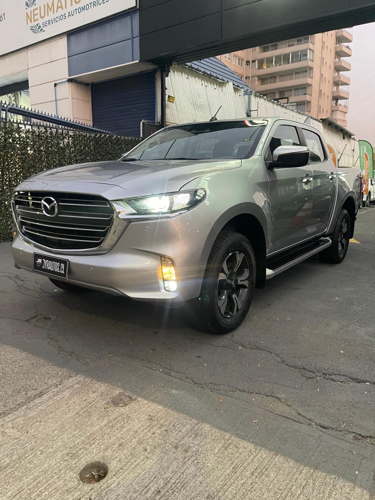 2023 Mazda BT 50 4X4 - Miniatura 2
