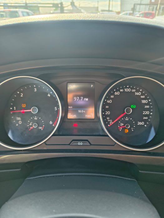2018 Volkswagen Tiguan Allspace Gris - Miniatura 9