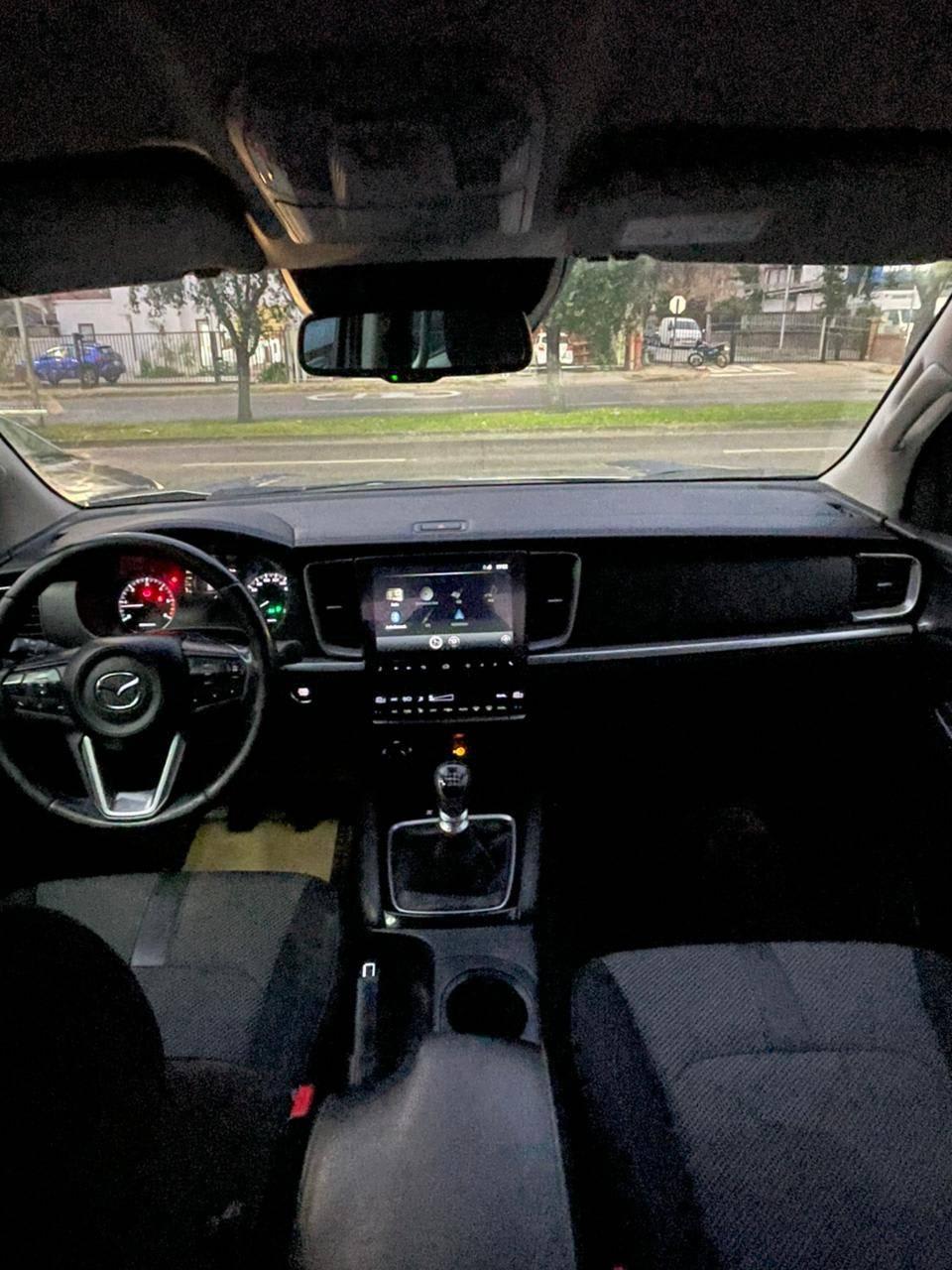 2023 Mazda BT 50 4X4 - Miniatura 10