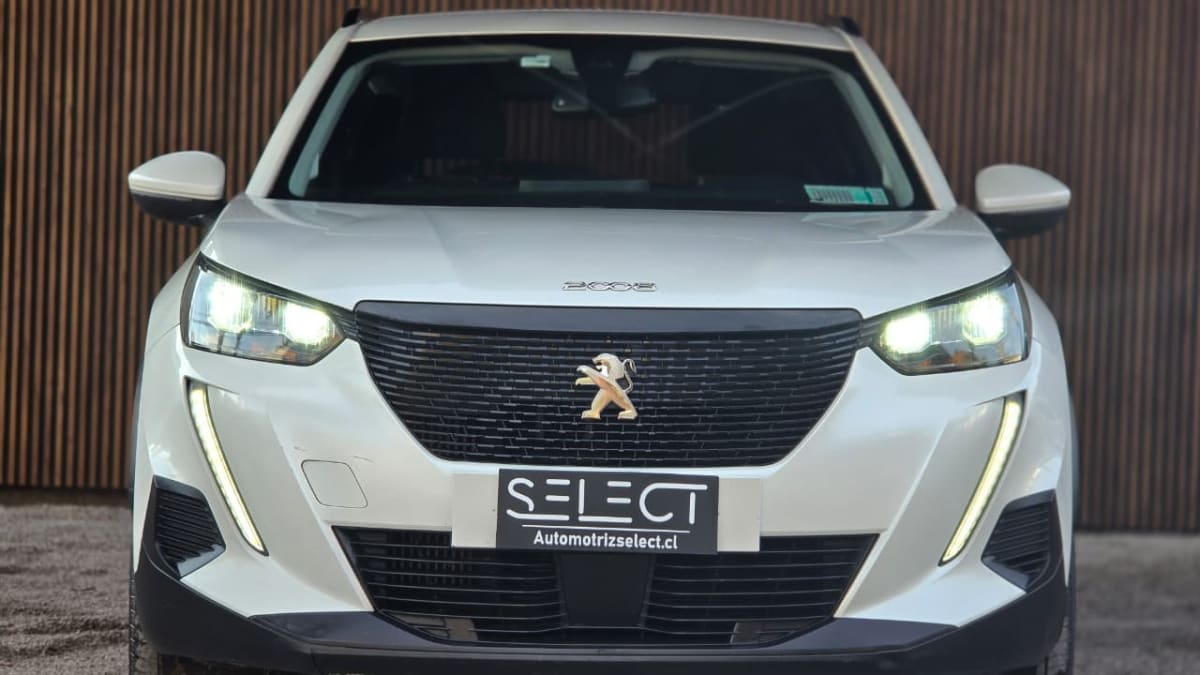 2021 Peugeot 2008 1.5 - Miniatura 4