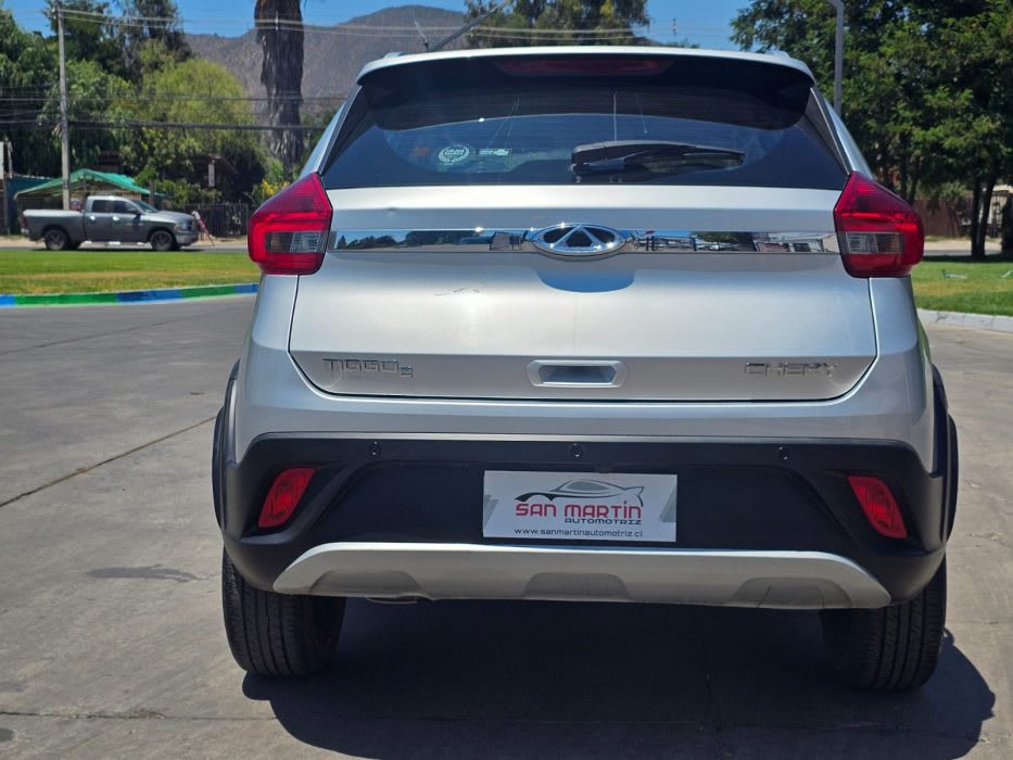 2022 Chery Tiggo 2 Gris - Miniatura 5