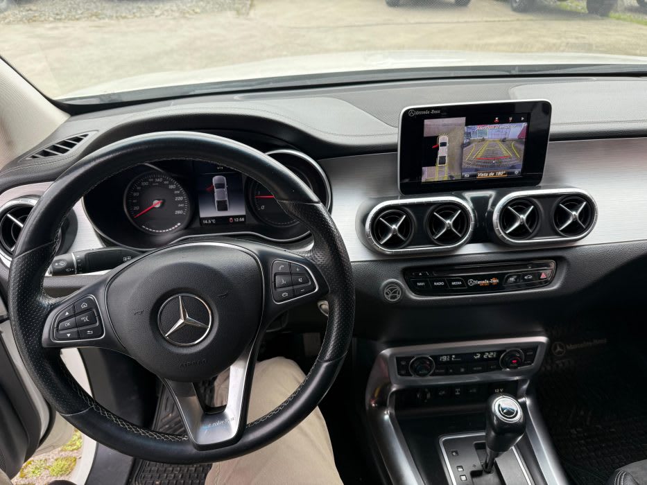 2021 Mercedes-Benz X 250D 4MATIC - Miniatura 9