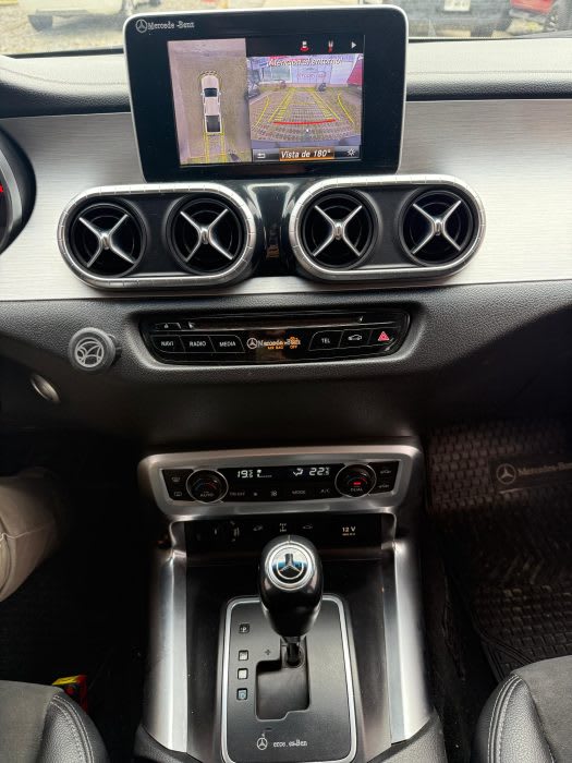 2021 Mercedes-Benz X 250D 4MATIC - Miniatura 10