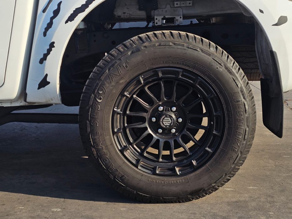 2022 Nissan Navara DCAB Blanco - Miniatura 8