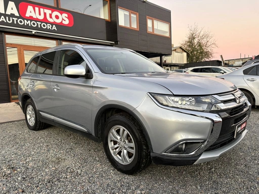 2017 MITSUBISHI OUTLANDER 2.0 - Miniatura 2