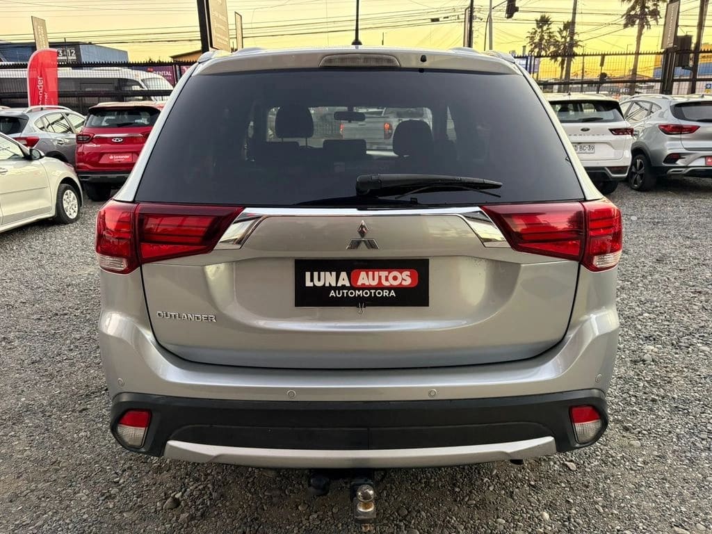 2017 MITSUBISHI OUTLANDER 2.0 - Miniatura 4