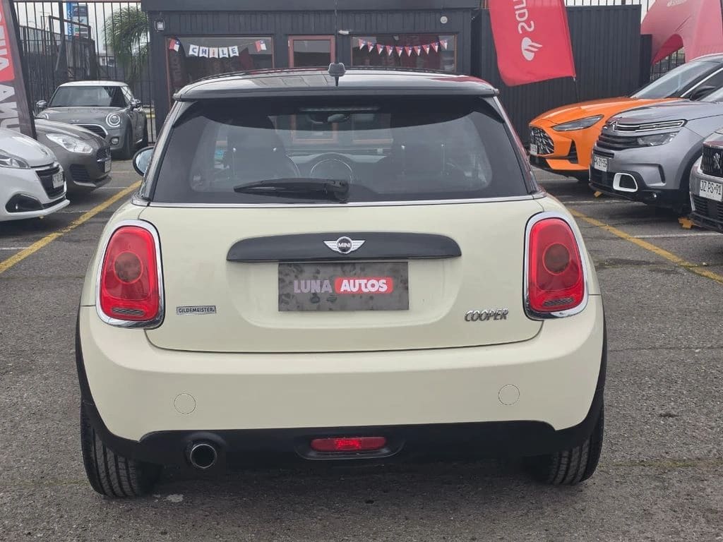 2018 MINI Cooper 1.5 - Miniatura 6