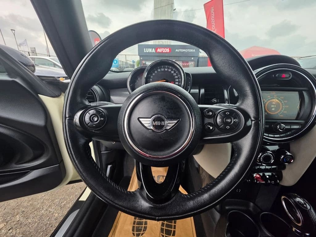 2018 MINI Cooper 1.5 - Miniatura 8