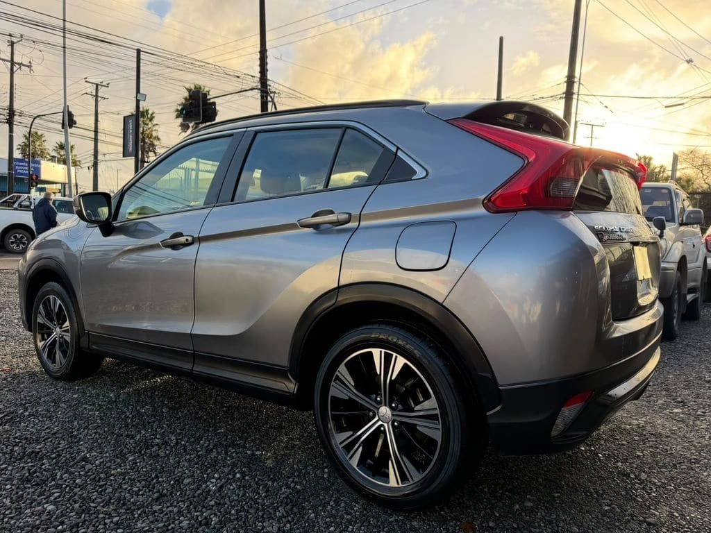 2020 Mitsubishi Eclipse Cross RX - Miniatura 6