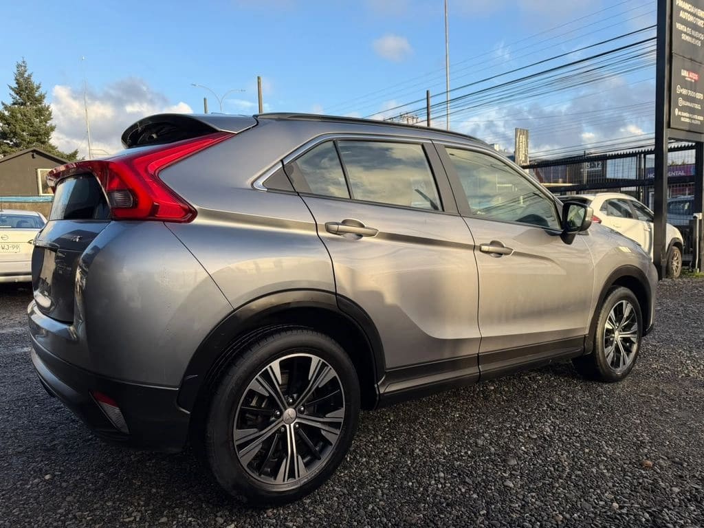 2020 Mitsubishi Eclipse Cross RX - Miniatura 7