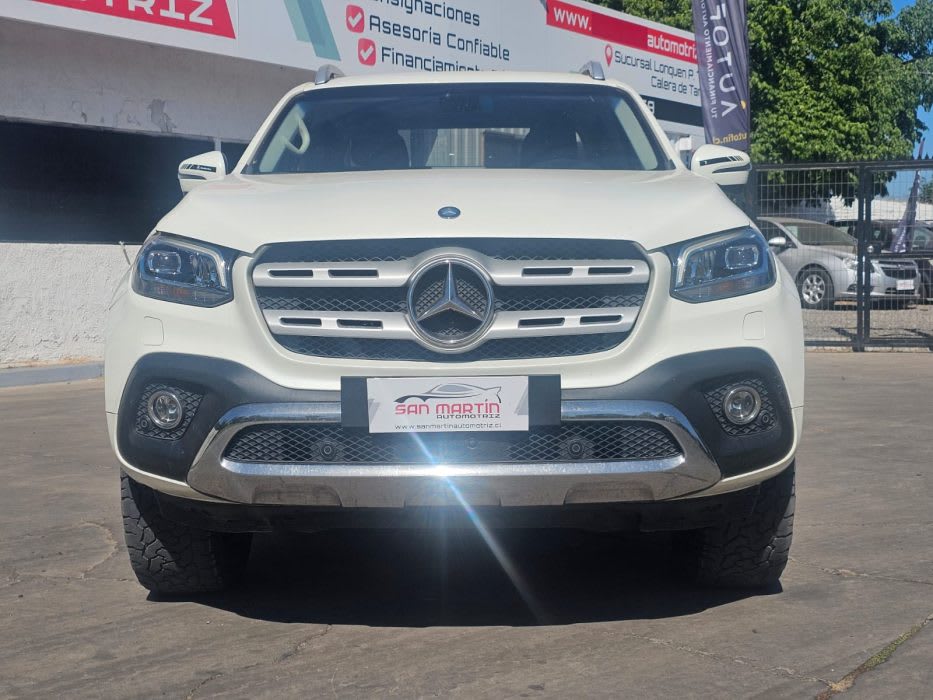 2021 Mercedes-Benz X250 D Blanco - Miniatura 2