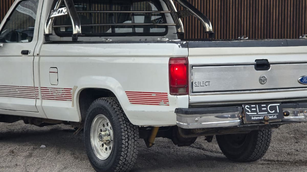 1992 Ford Ranger 92 - Miniatura 10