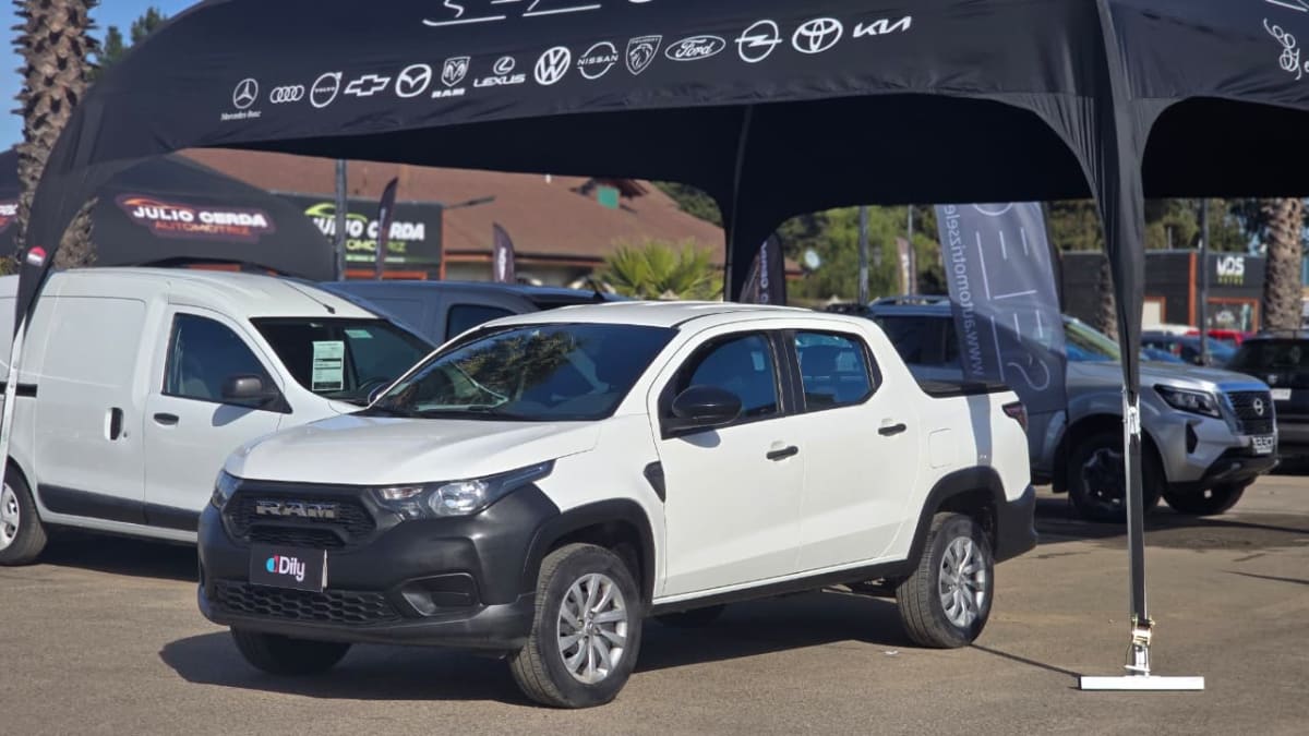 2023 RAM 700 SLT - Miniatura 2