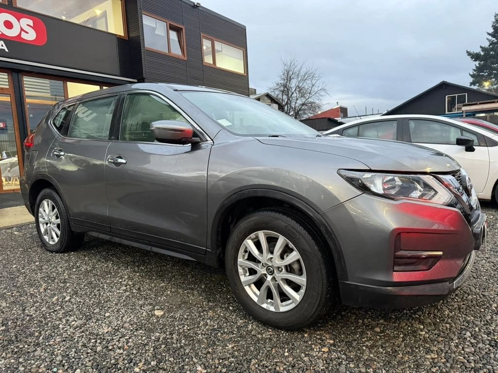 2018 Nissan X-Trail 2.5 - Miniatura 3