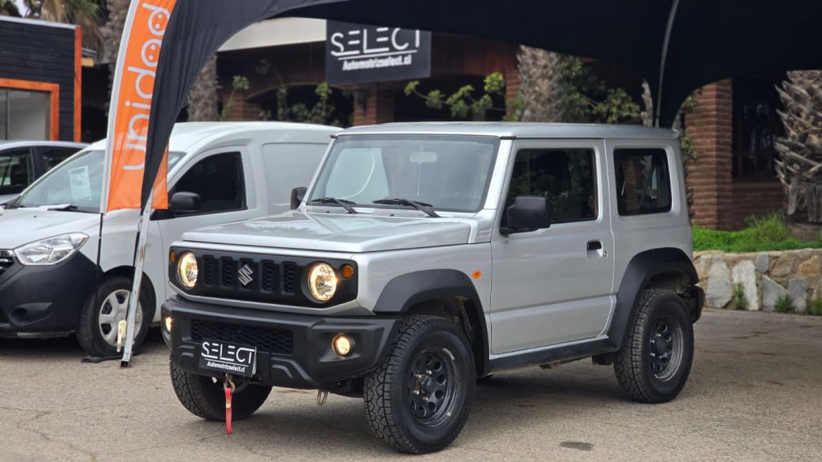 2023 Suzuki Jimny 1.5 - Imagen 1