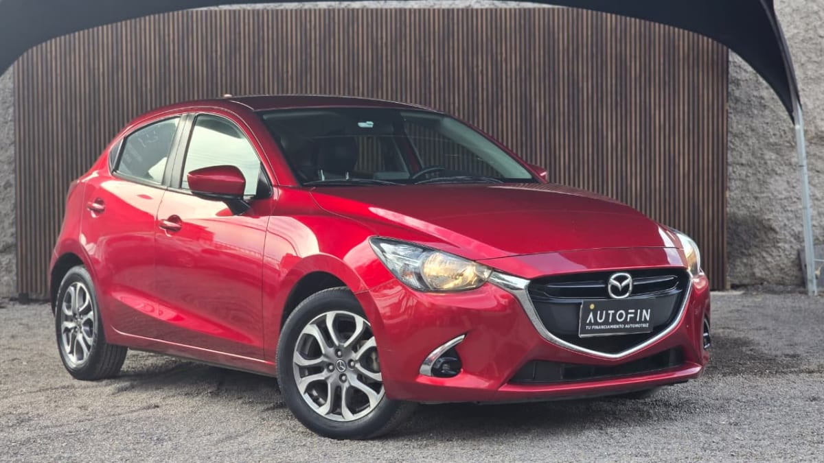 2018 Mazda 2 2 Sport - Miniatura 5