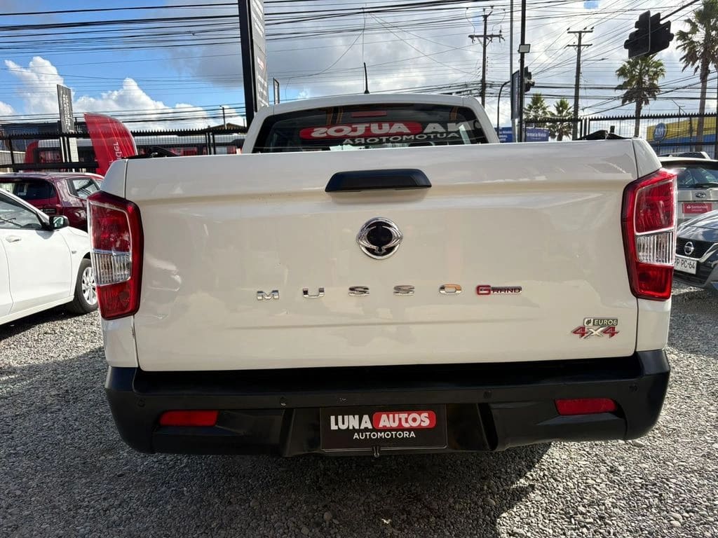2022 SsangYong Musso 2.2 - Miniatura 5