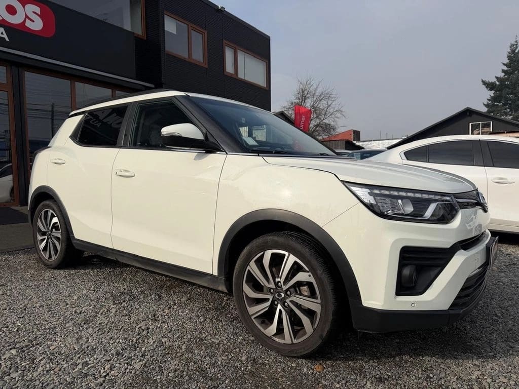 2024 SSANGYONG TIVOLI 1.6 - Miniatura 2
