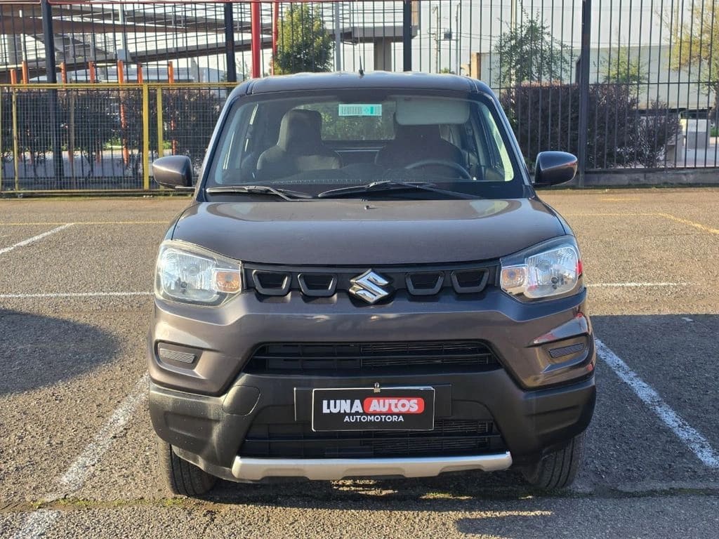 2023 Suzuki S-Presso GLX - Miniatura 2