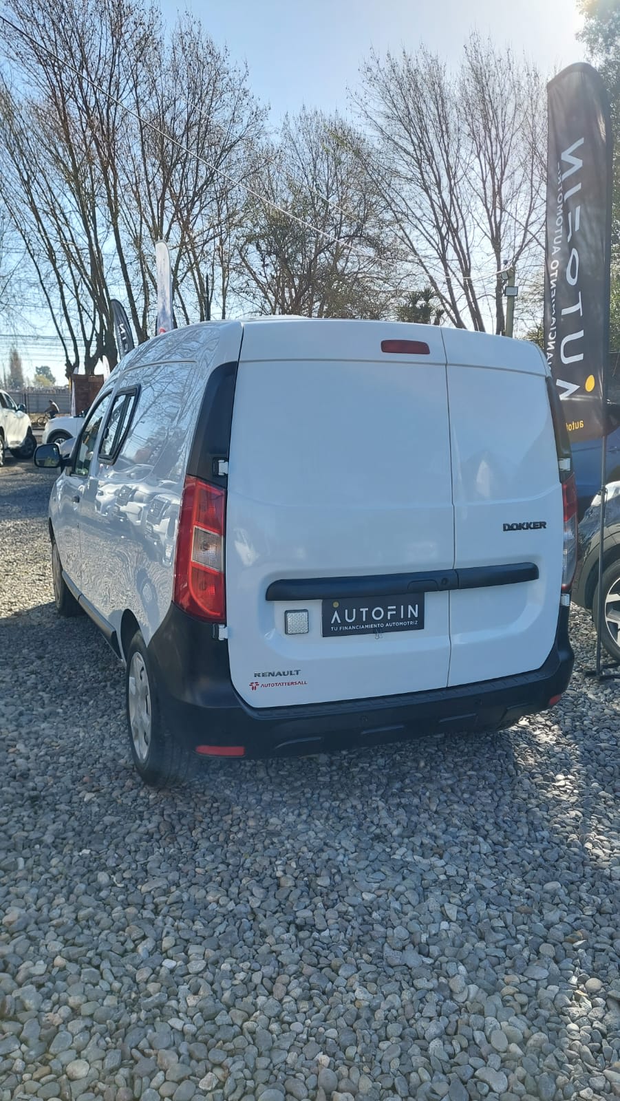 2022 Renault Dokker 1 - Miniatura 6