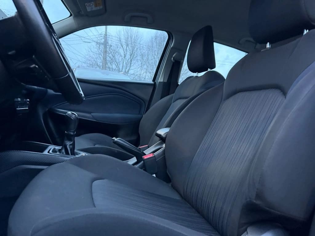 2024 Suzuki Baleno 1.5 - Miniatura 10