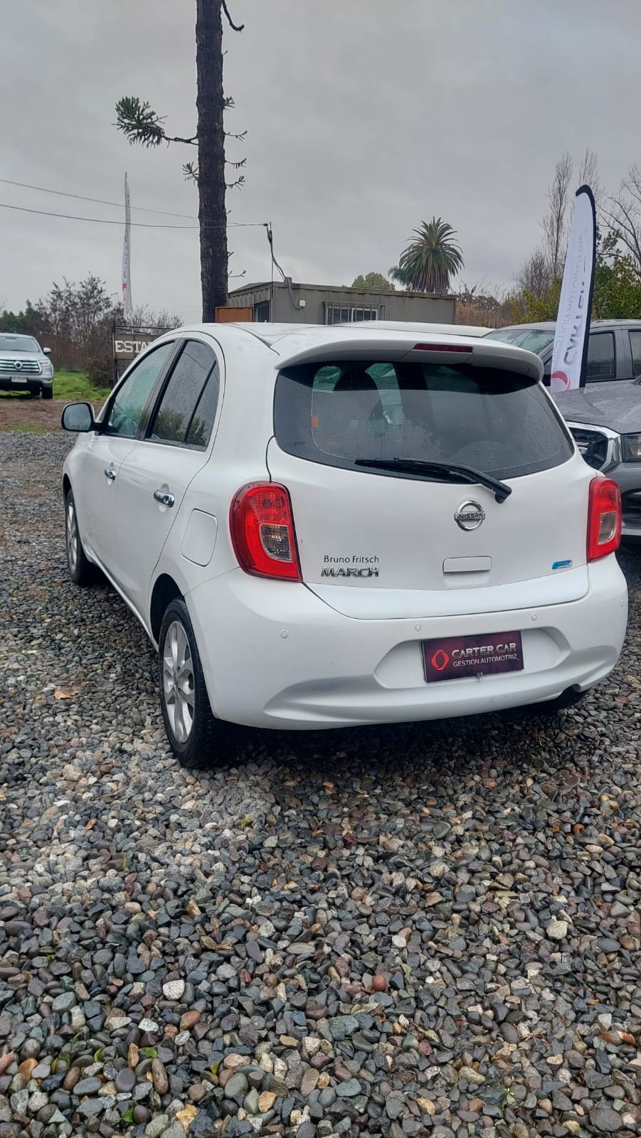 2016 Nissan March - Miniatura 6