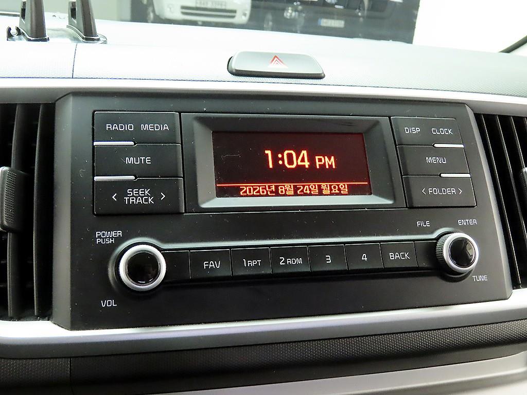 2022 Kia Ray 2 Blanco - Miniatura 9
