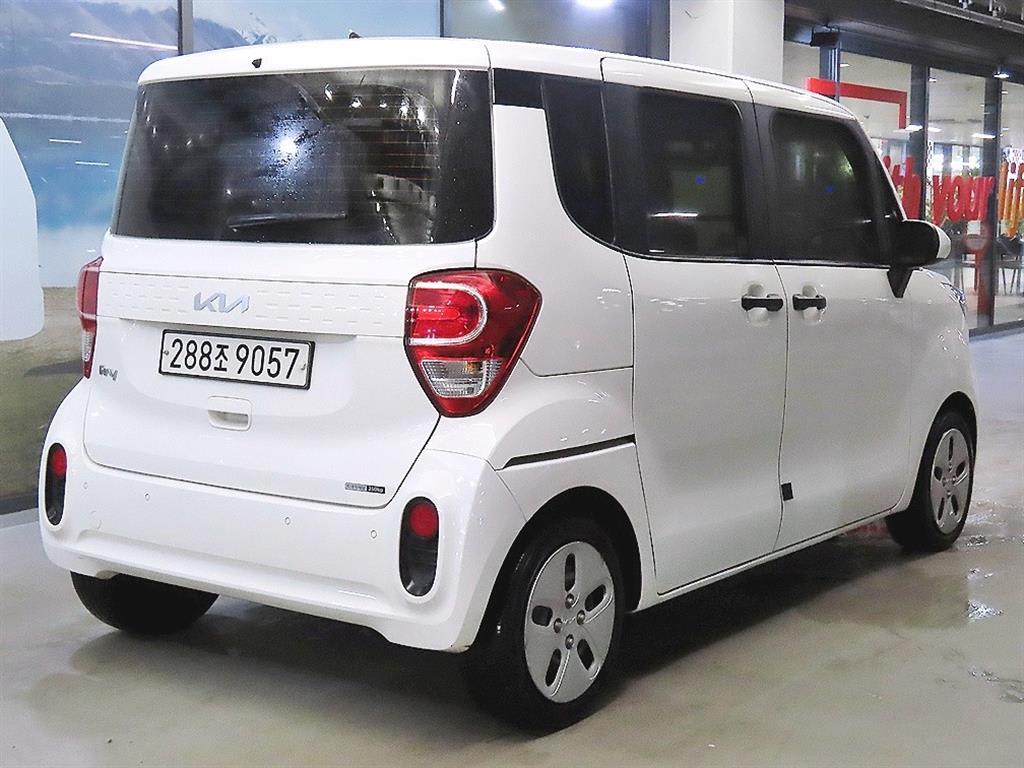 2022 Kia Ray 2 Blanco - Miniatura 4