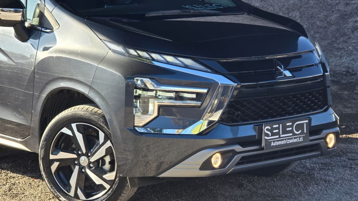 2025 Mitsubishi Xpander 1.5 - Miniatura 5