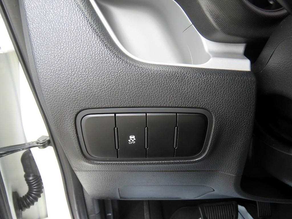 2022 Kia Ray 2 Blanco - Miniatura 10