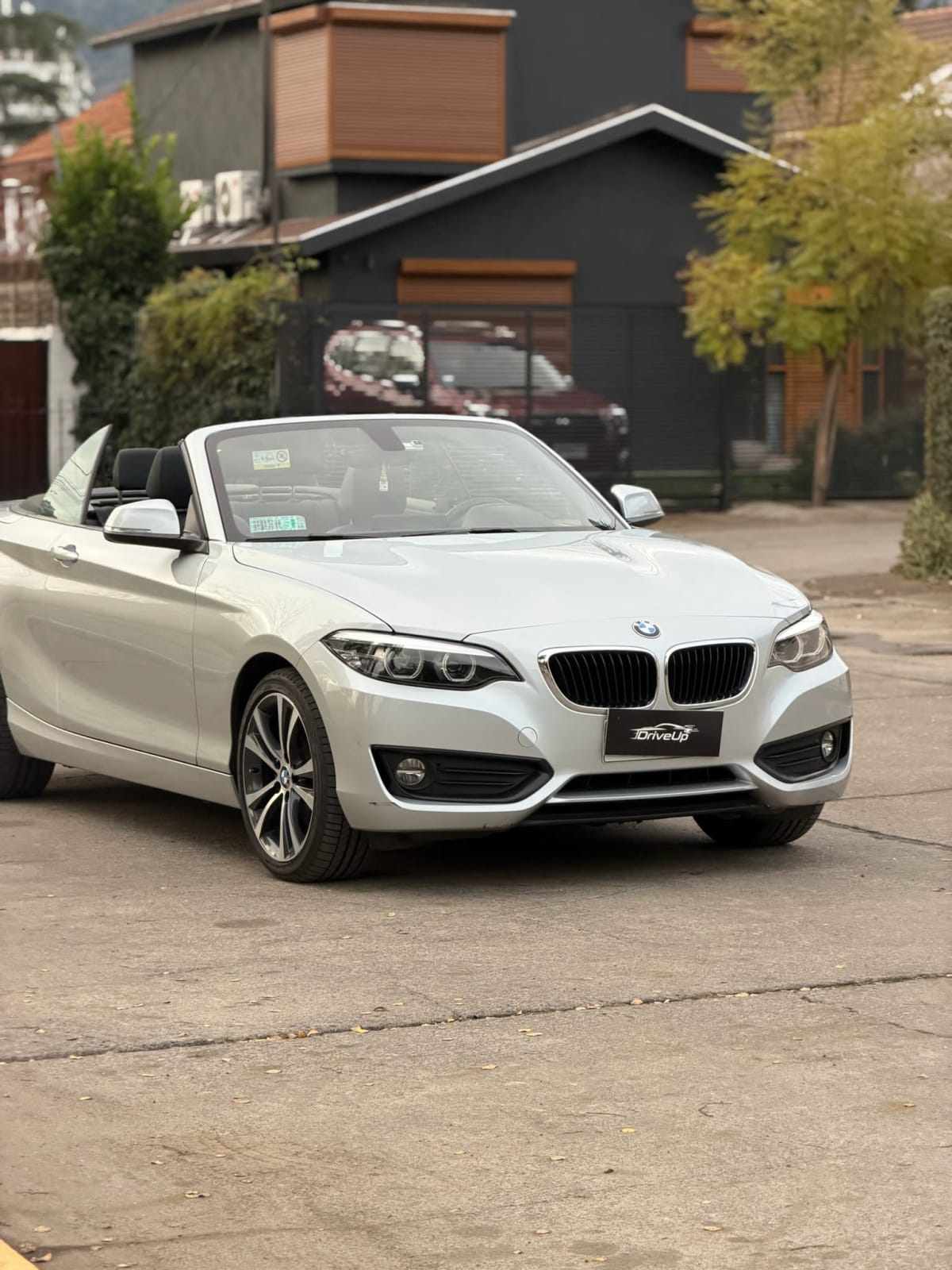2020 BMW 220i Cabrio - Miniatura 5